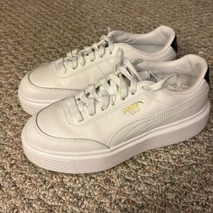 Puma Oslo Maja white sneakers